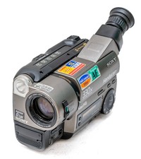 Camescope Sony Handycam CCD-TR515E PAL 8mm Video8 Hi8 Video Camera Zoom 330X