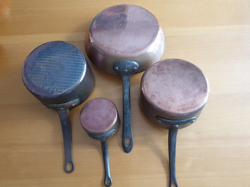 Ensemble casseroles et - ensemble,