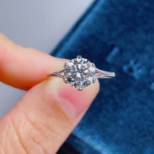 Bague solitaire diamant