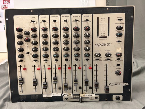 Table mixage equinox - table,