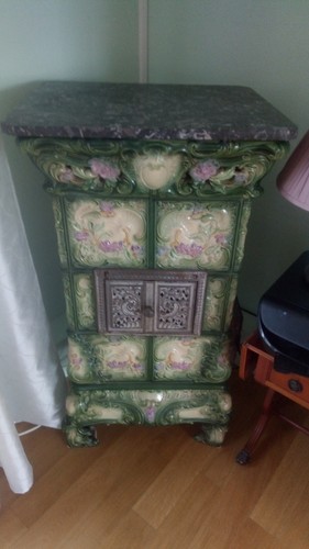 Poele ancien faience a - poele,