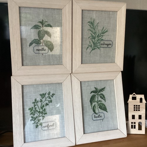 Cadres broderies point - broderies,