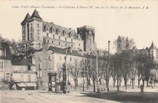 64 PAU Le Château Henri 4 114603 