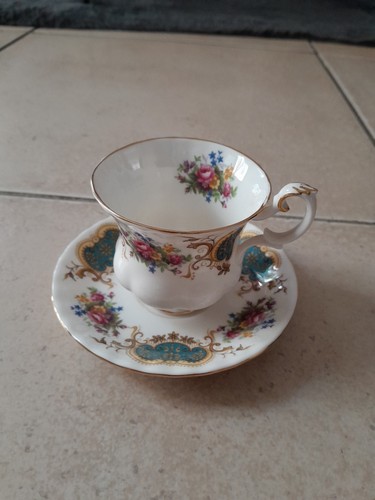 Tasse sous royal - tasse,