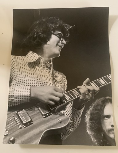 Guitariste larry coryell - larry,