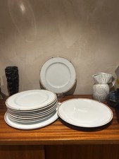 Lot de vaisselle ancienne