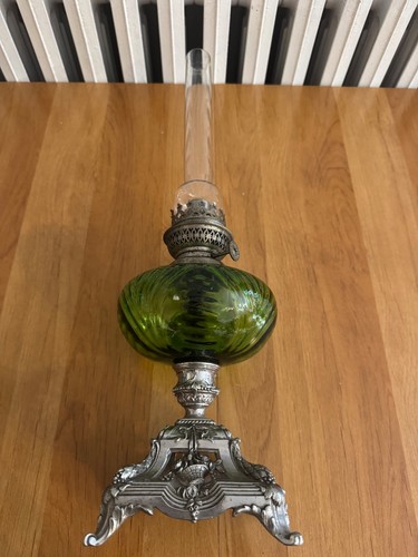 Lampe petrole ancienne - petrole,