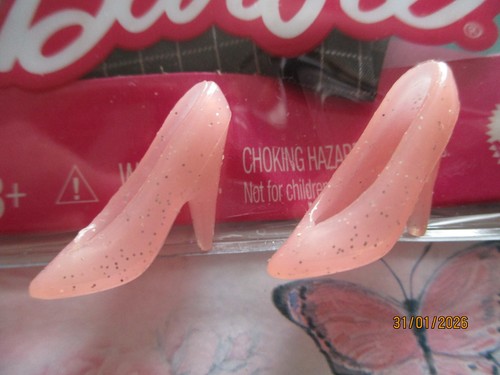 Poupee barbie paire de - /,