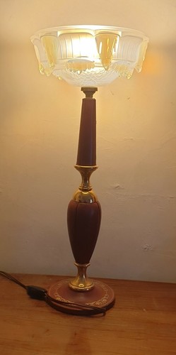 Jolie lampe pied - lampe,, en