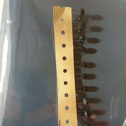 Play pause cue - 10, switch