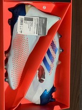 Nouveaux crampons de football