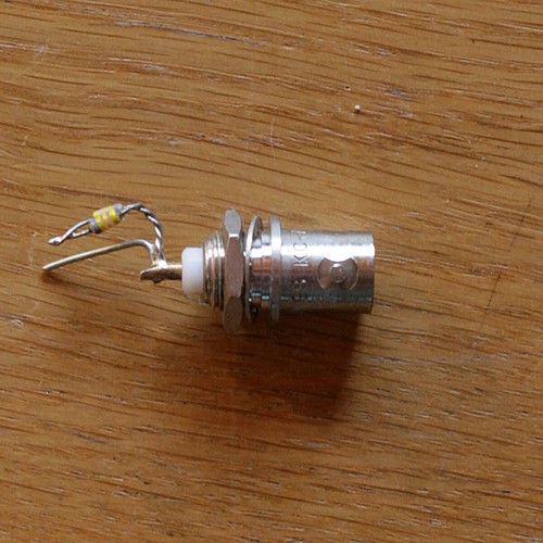 Revox tuner a76 prise - •,