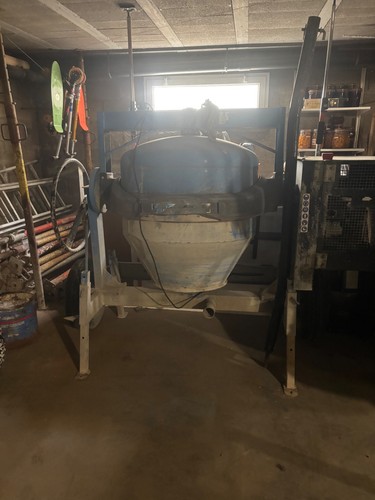 Bétonnière 350 litres marque - 350,