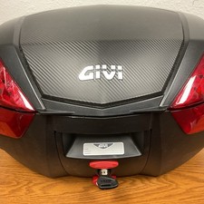 Triumph GIVI V47NNA 47 Liter Monokey Top Case Read Description