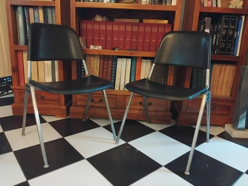 Chaises noires vintage - 4,