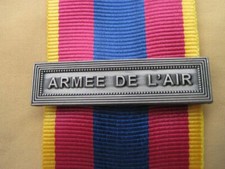 Agrafe  ARMEE DE L'AIR  pour
