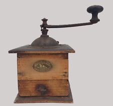 Ancien moulin à café manuel