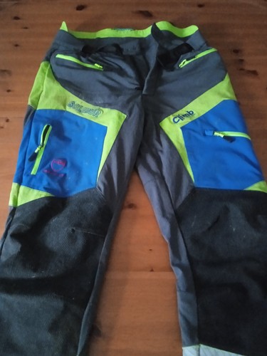Vends pantalon anti coupure - anti,