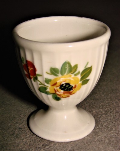 Ancien coquetier porcelaine - coquetier, en