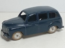 ANTIQUE CIJ 1/43 RENAULT PRAIRIE IN GOOD CONDITION WITHOUT BOX li