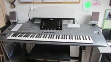 Clavier yamaha Tyros 5 76
