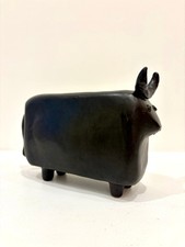 Taureau noir céramique signé Cloutier RJ vers 1960, Robert et Jean Cloutier