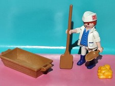 PLAYMOBIL FIGURINE BOULANGER