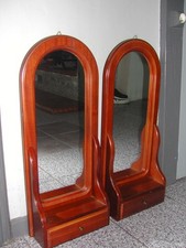 PAIRE DE CONSOLES EN MERISIER