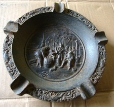 Ancien cendrier en fonte