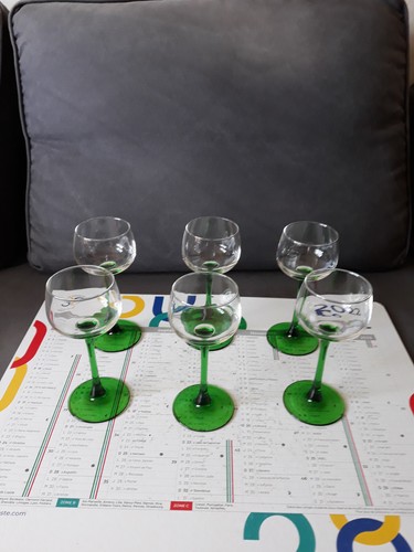 Verres ballon pieds verts - 6,