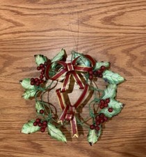 Christmas Lease (metal) home