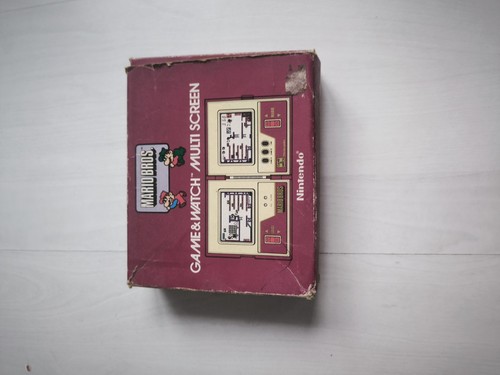 Nintendo game watch - game,