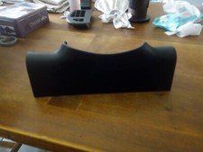 cache sous volant tableau de bord  chrysler voyageur