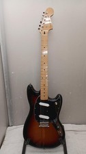 Guitare électrique FENDER