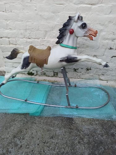 Ancien cheval bascule - cheval, à