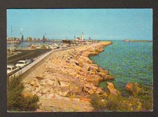 SETE (34) PEUGEOT 204 & CITROEN 2CV at the headlight of the JETEE in 1972