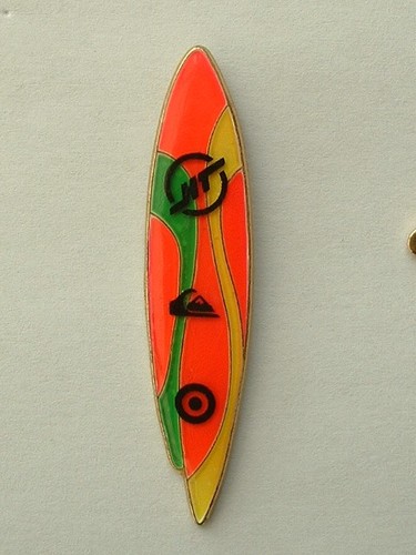 Pin planche surf - pin's,