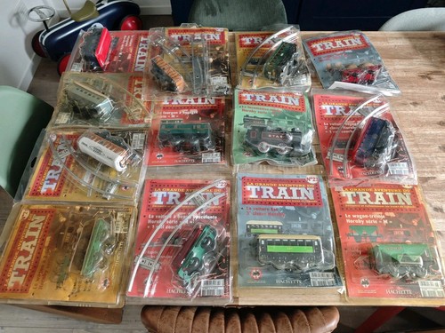 Lot wagons et train - 13,