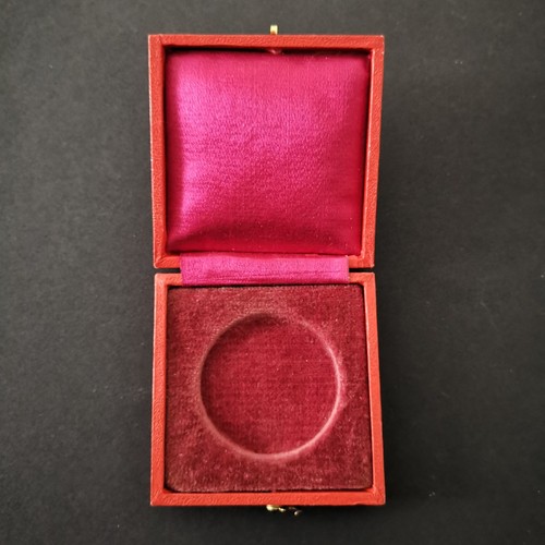 Boite vide ancienne pour - ancienne,