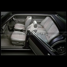 Photo A.010506 NISSAN BLUEBIRD