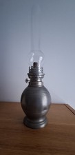 BELLE LAMPE A PETROLE ETAIN DU