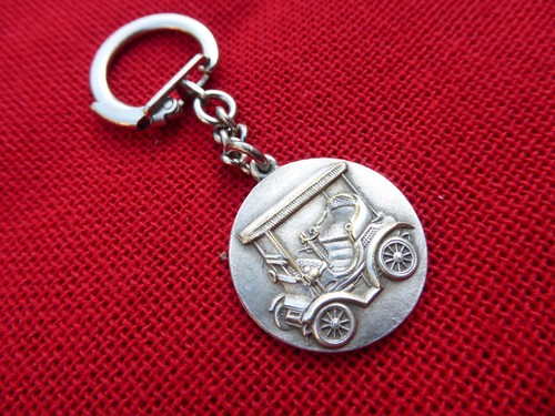 Ancien porte clef cles - clef, peugeot