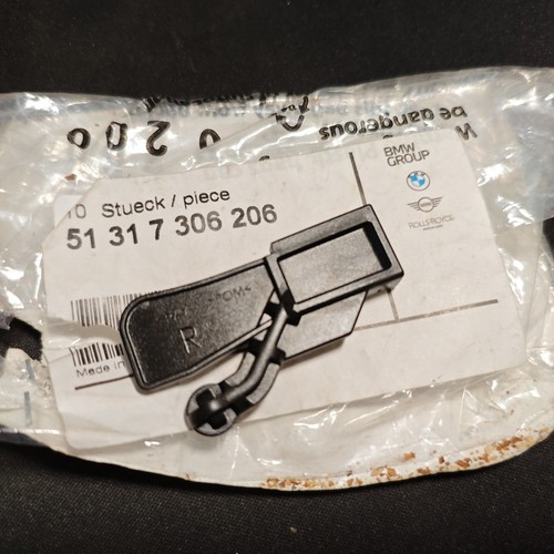 Clip moulure pare brise - de,