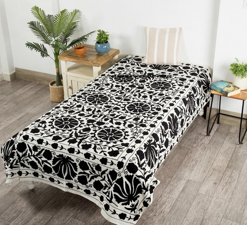 Couvre lit broderie suzani - en,
