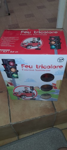 Feu tricolore 3 panneaux - tricolore, +