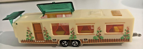 Majorette 370 caravane - nr., 370,