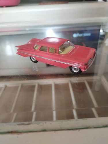 Corgi toys chevrolet impala - corgi,