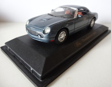 Ford- Thunderbird - 2003 -