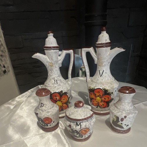 Service condiments - à,