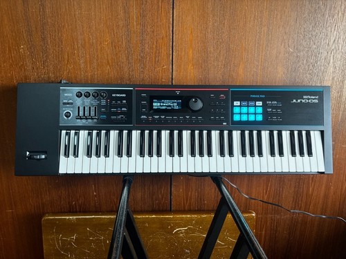 Synthétiseur roland juno - roland, juno-ds
